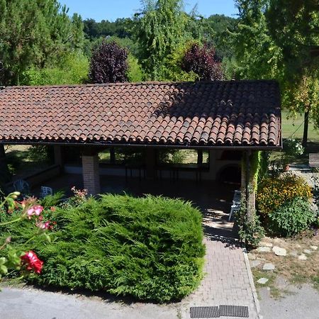 Trattoria Vecchio Mulino Panzió Niella Tanaro Kültér fotó